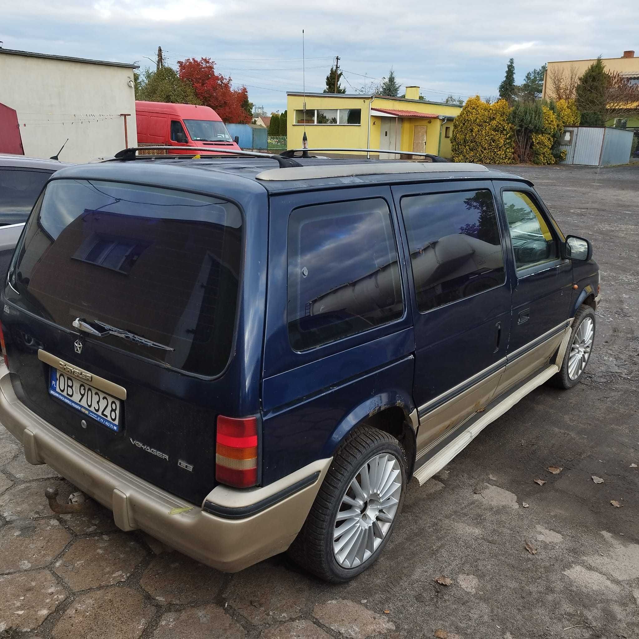 Chrysler Voyager  1994 3,3 Benzyna + LPG