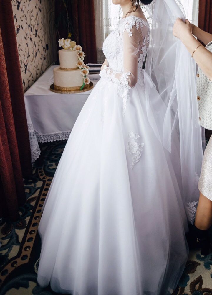 Весільна сукня Simona