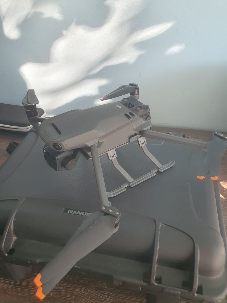 Дрон Mavic 3. Сост идеал