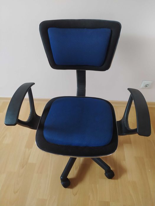 Krzesło do biurka młodzieżowe