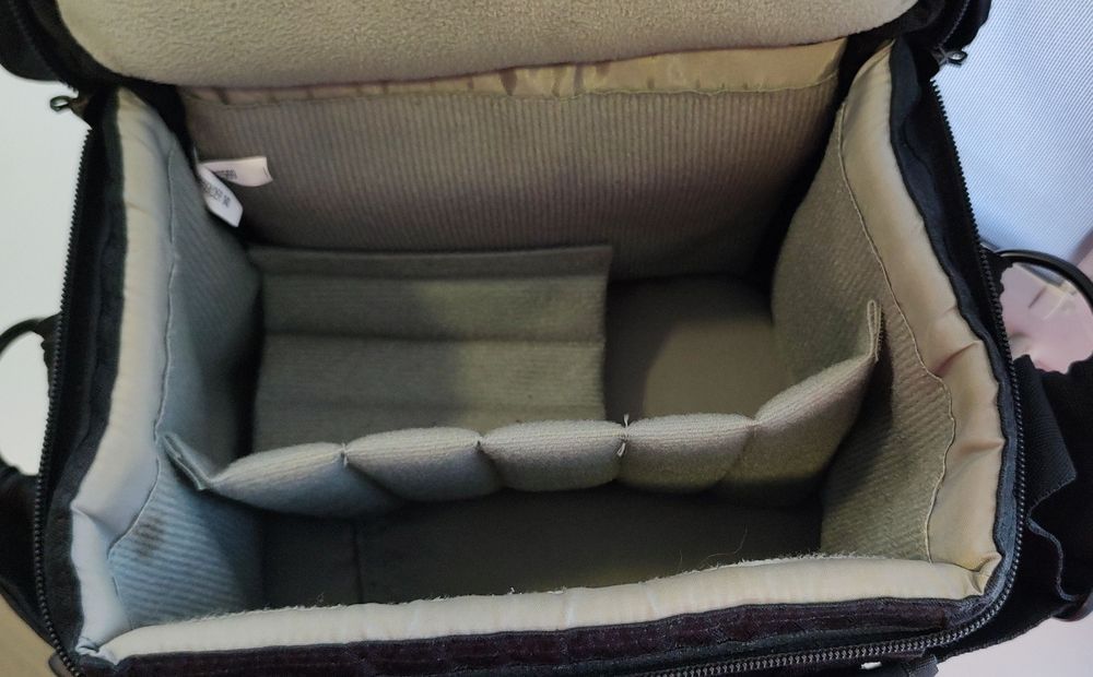 Сумка для фотоапарата професійна Hama Defender