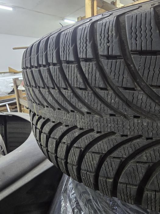 michelin latitude alpin