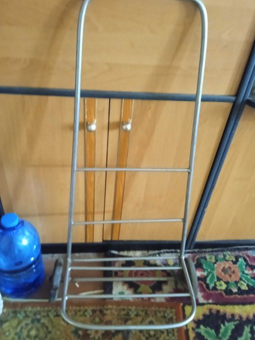 Тележка на колёсах (кравчучка)