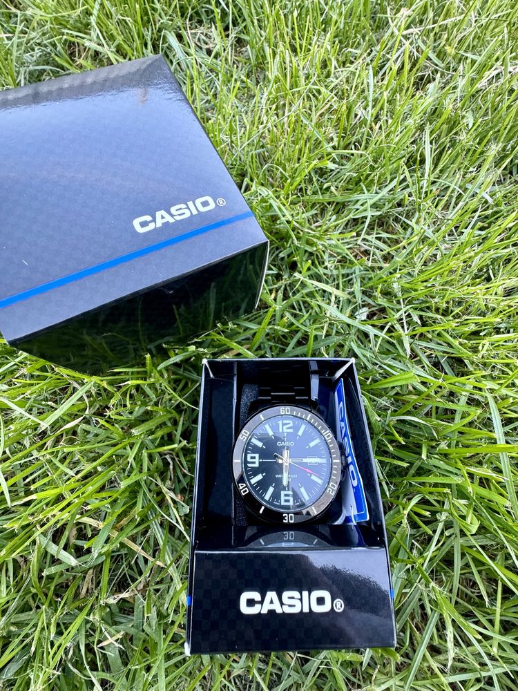 Casio MTP-VD01B Годинник Чорний
