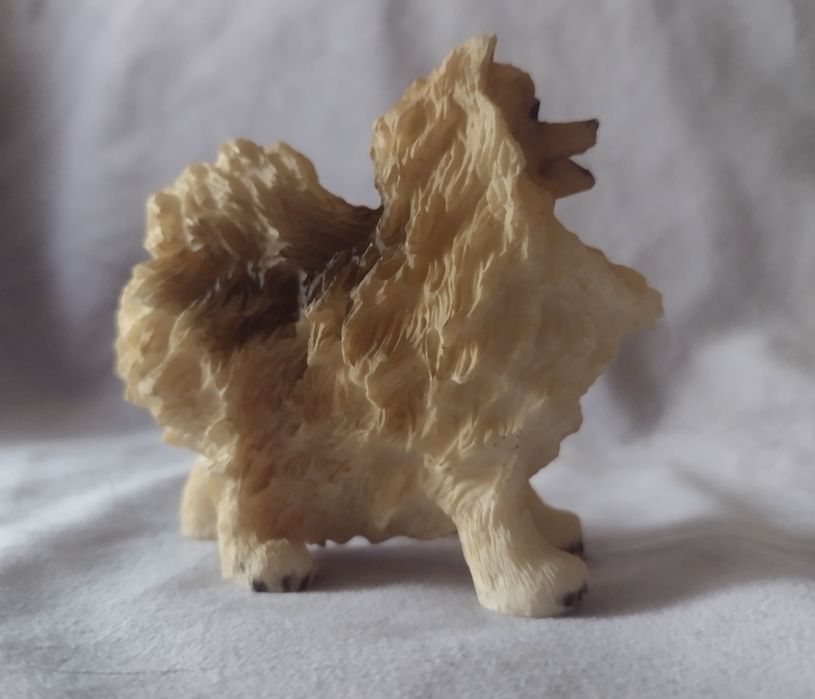 Szpic miniaturowy figurka