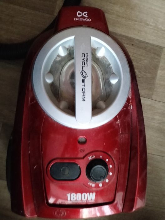 Продам пилосос Daewoo