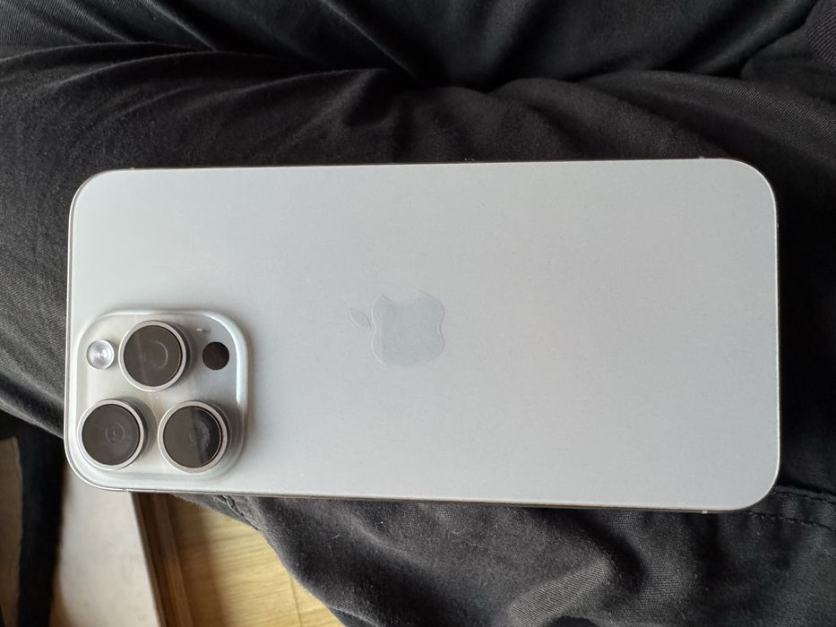 Iphone 15 Pro Max 256gb como novo, com caixa