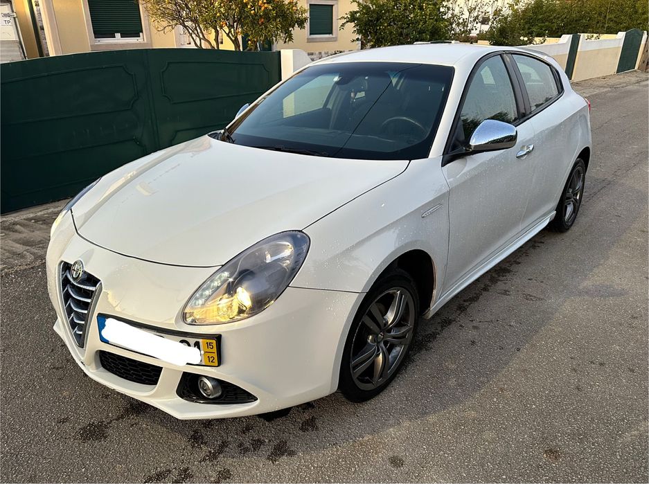 Alfa Romeo Giuleta 1.6 MultiJet 120cv 2015 NACIONAL