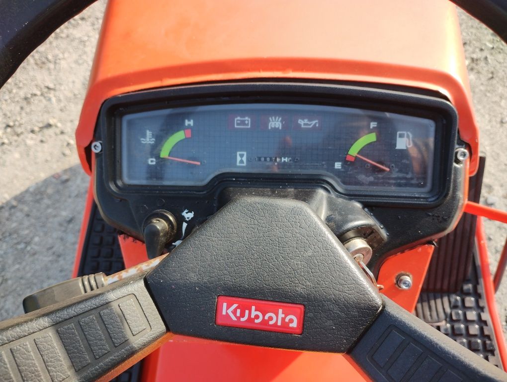 Traktorek Kosiarka Kubota G1900 4WS