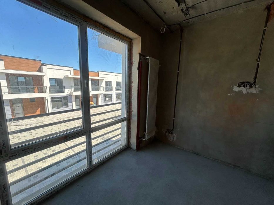 Таунхаус з Частковим РЕМОНТОМу Вовчинцях в котеджному містечку