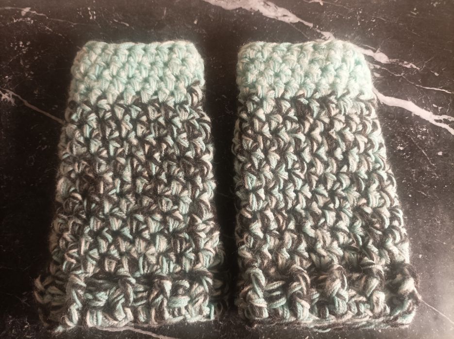 Czapka i mitenki hand made czekolada i mięta