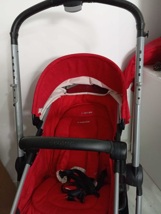 Carrinho de bebe, maxi cosi - vermelho