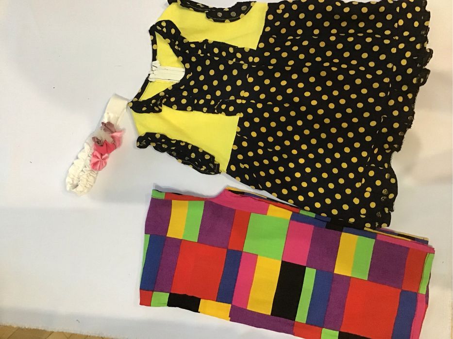 Kolorowa  sukieneczka,opaska i spodenki w zestawie dla dziewczynki