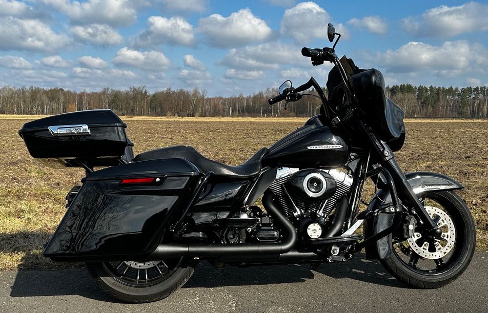 Harley-Davidson Touring Street Glide Street Glide 103 rok 2013