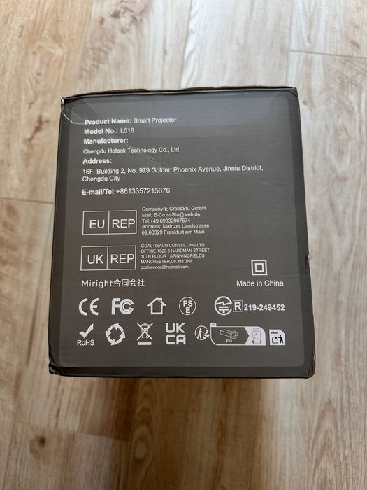 Magcubic L018 проектор 4K з автофокусом та Android 11 для кіно і відео