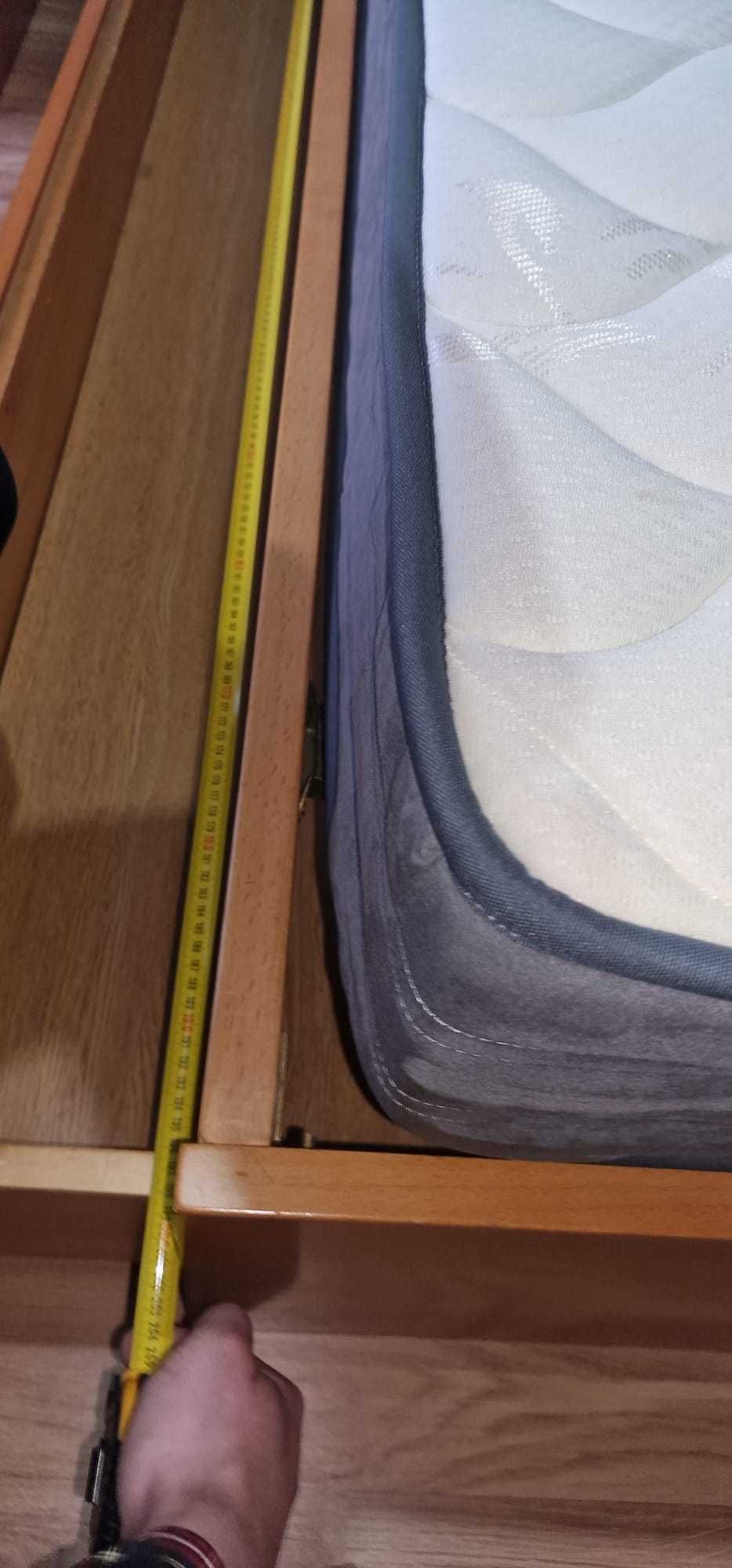 Quarto infantil completo em madeira transformável e com colchão