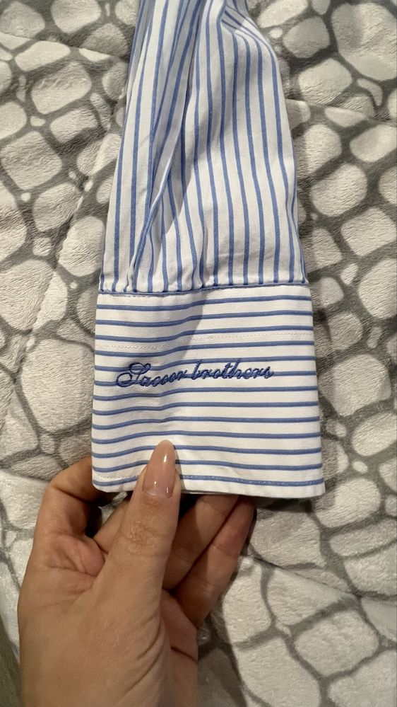 Camisas Sacoor em excelente estado