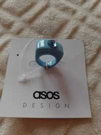 ASOS/Sygnet, Niebieski pierścionek ze zdobieniem z Londynu, NOWY