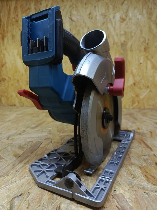 Pilarka tarczowa erbauer ecs18-li