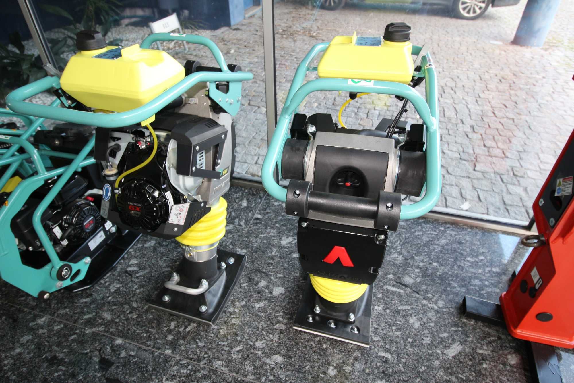Saltitões placas vibratórias AMANN compactar Valas e aterros