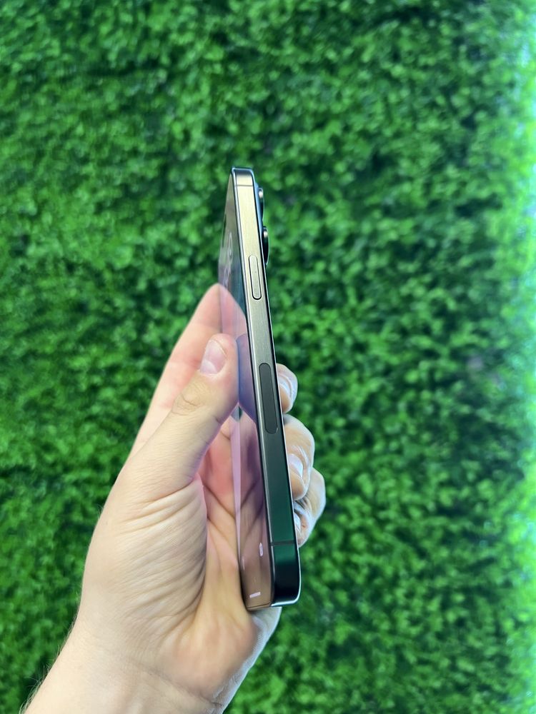 iPhone 15 Pro Max 256GB Black Titanium Neverlock Від Магазину