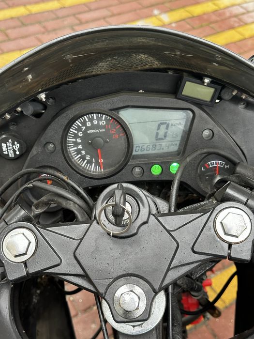 Продам мотоцикл Viper f2 250