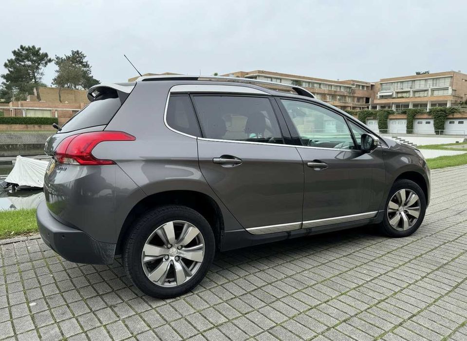 Peugeot 2008 1.6 e-HDi Active Automático