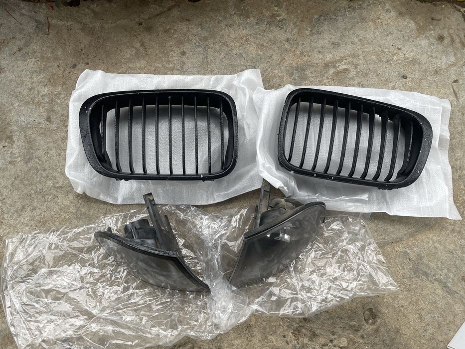 Продам передній бампер бмв е46, руль бмв е 46 решітка поворотники