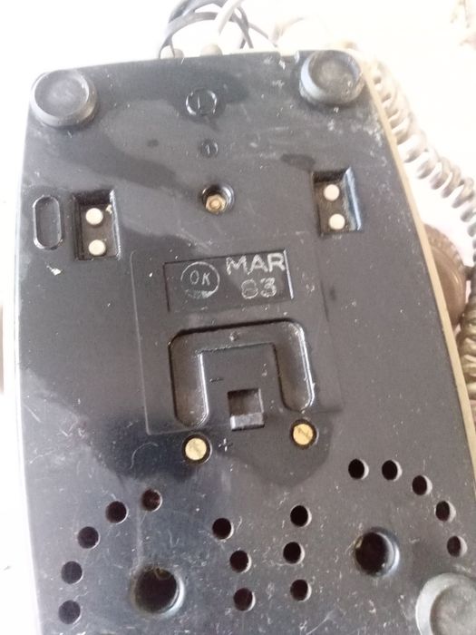 Telefones muito antigos