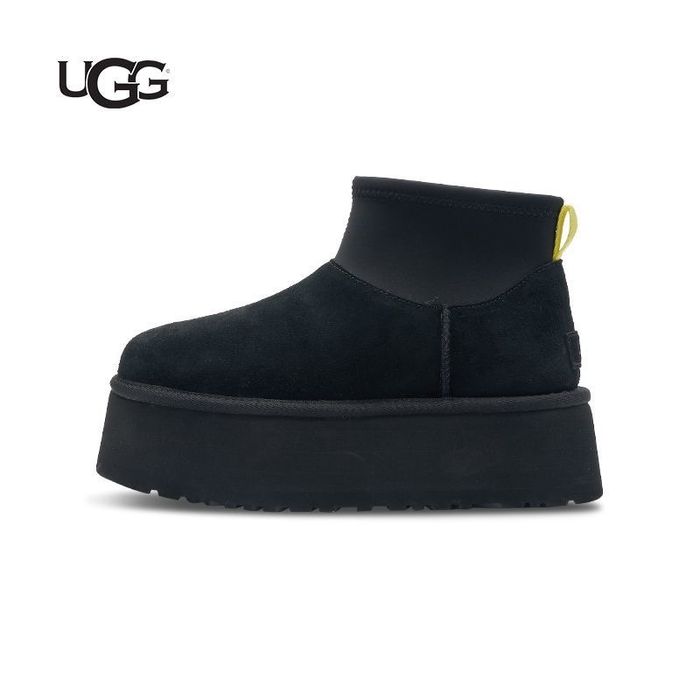 Натуральні угги Ugg на масивній підошві висока