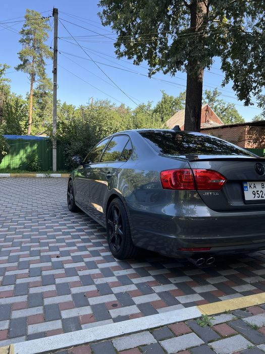 Продам Volkswagen jetta 6 2014