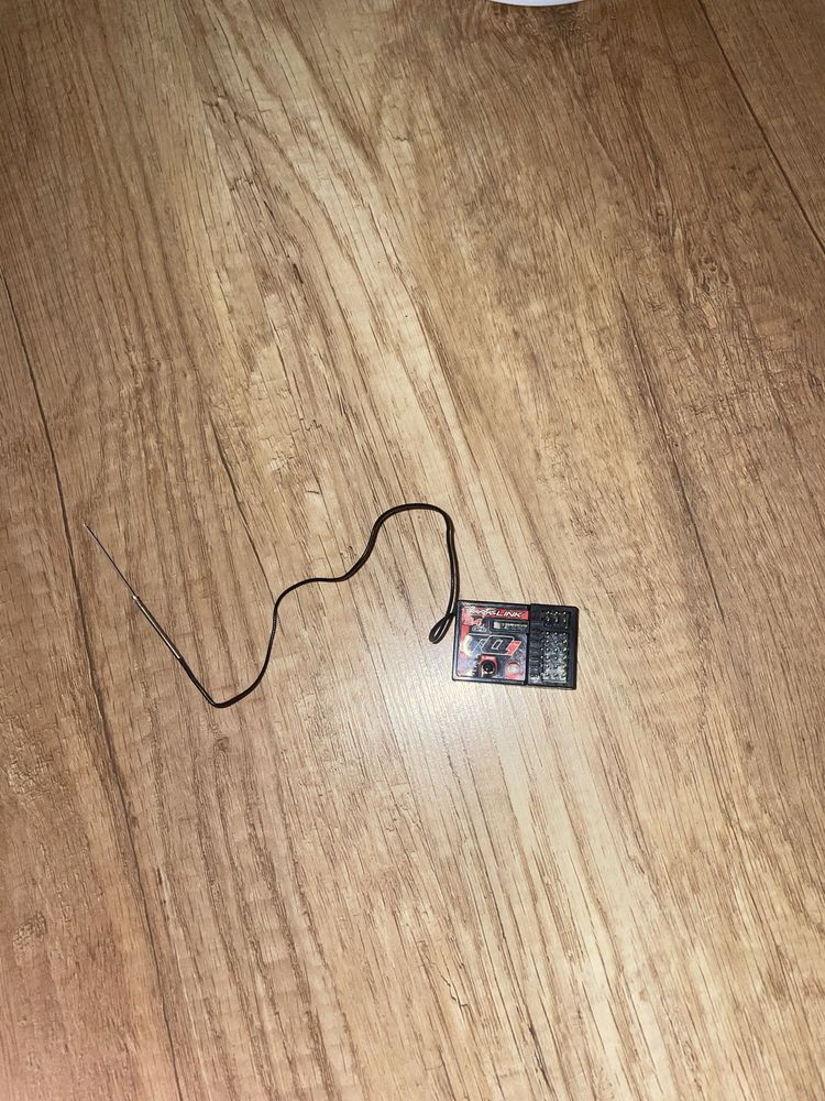Aparatura traxxas 2 kanaly bdb stan z odbiornikiem tsm!