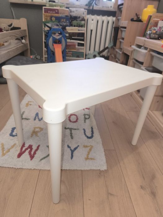 Stolik dziecięcy IKEA UTTER