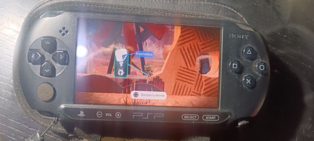 Портативна ігрова консоль Sony PSP 1008