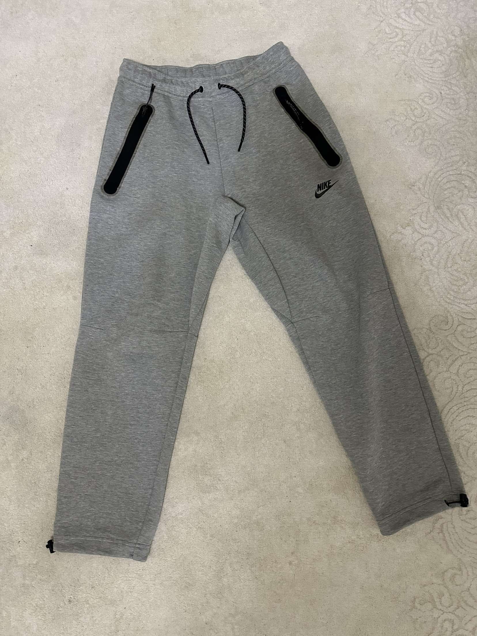Штаны широкие Tech Fleece