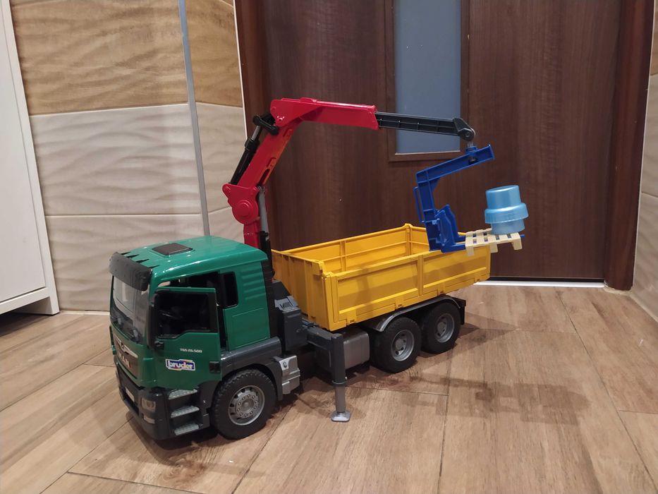 Bruder auto TiR MaN z Hds-em. Budowlany Stan idealny. Na Mikołaja Hit