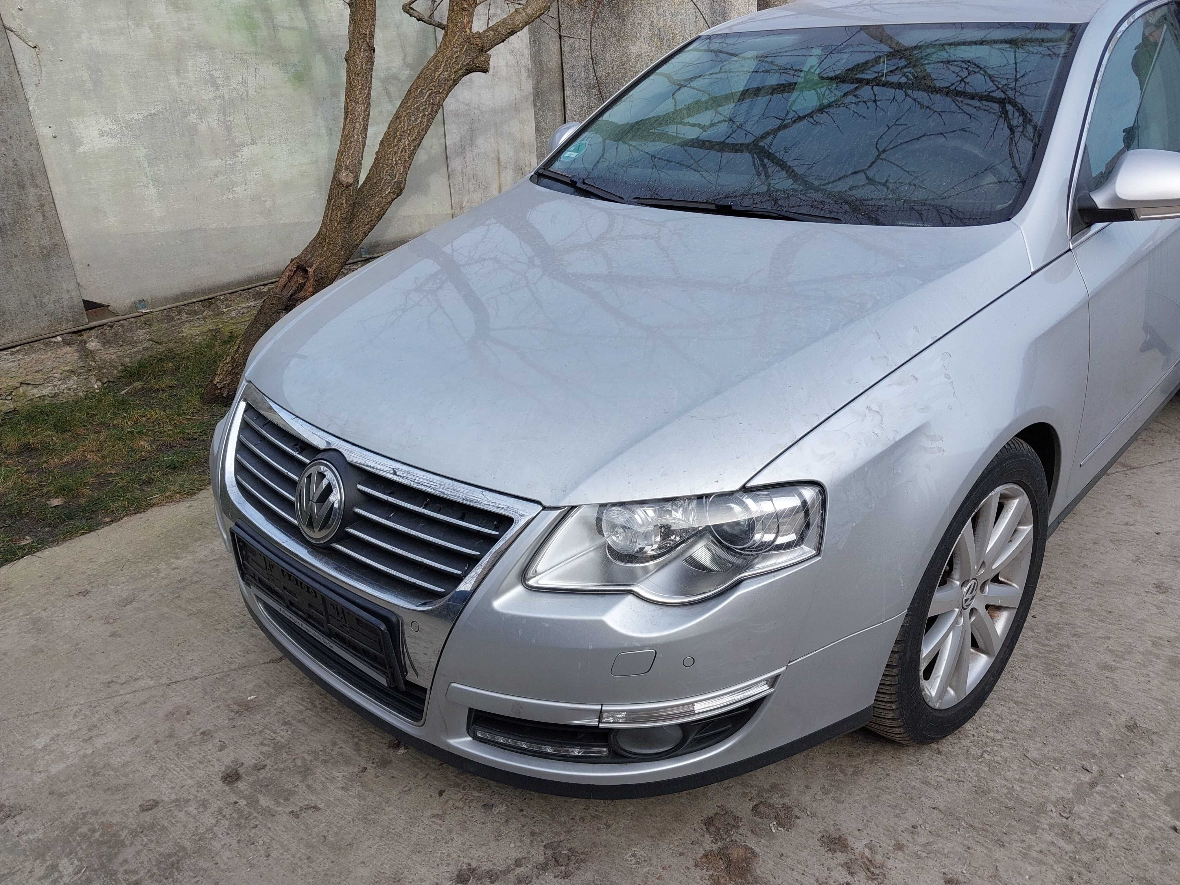 Бампер Passat B6 , комплект , хромована решітка
