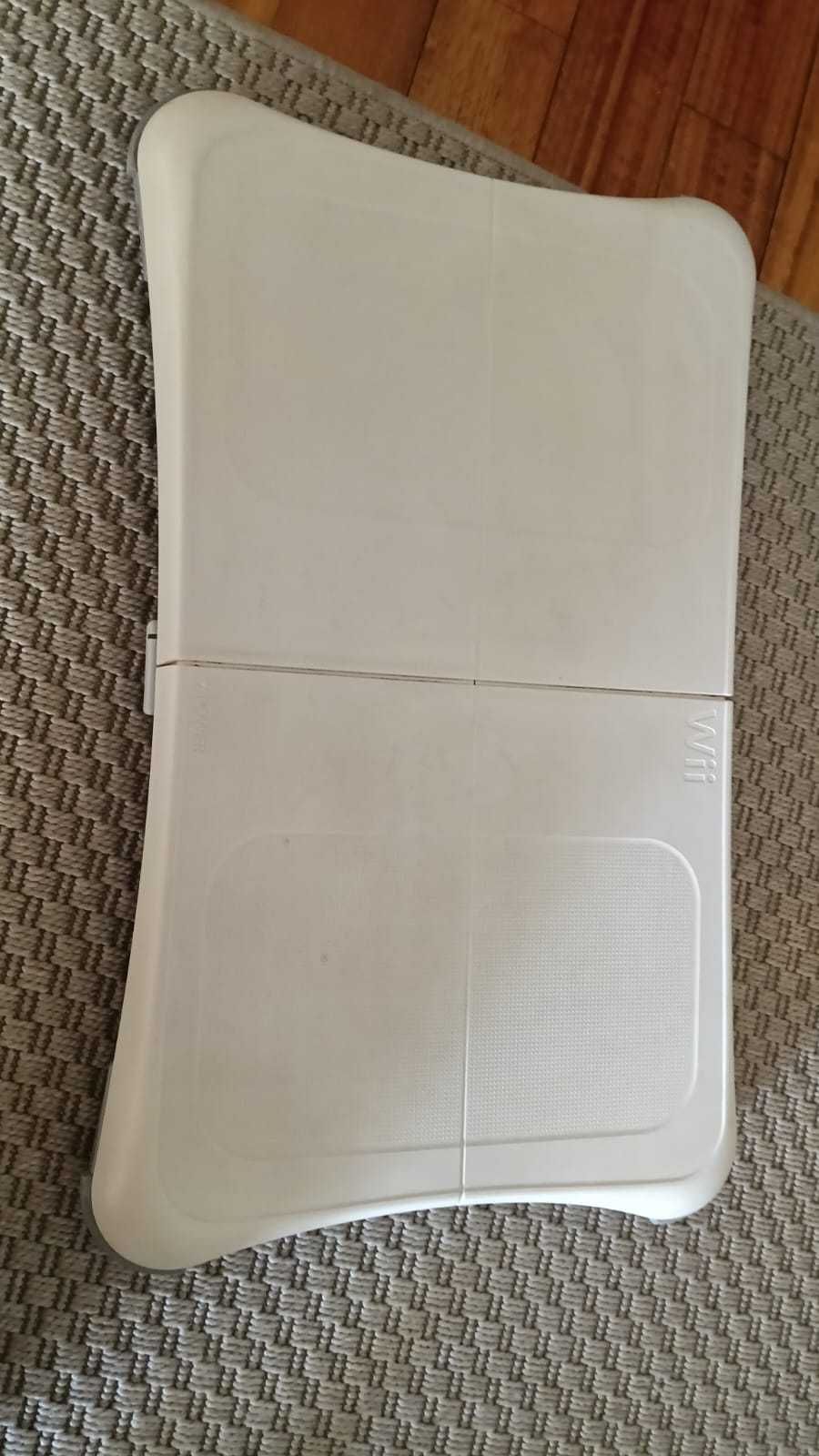 Consola Wii Preta + 130 Jogos