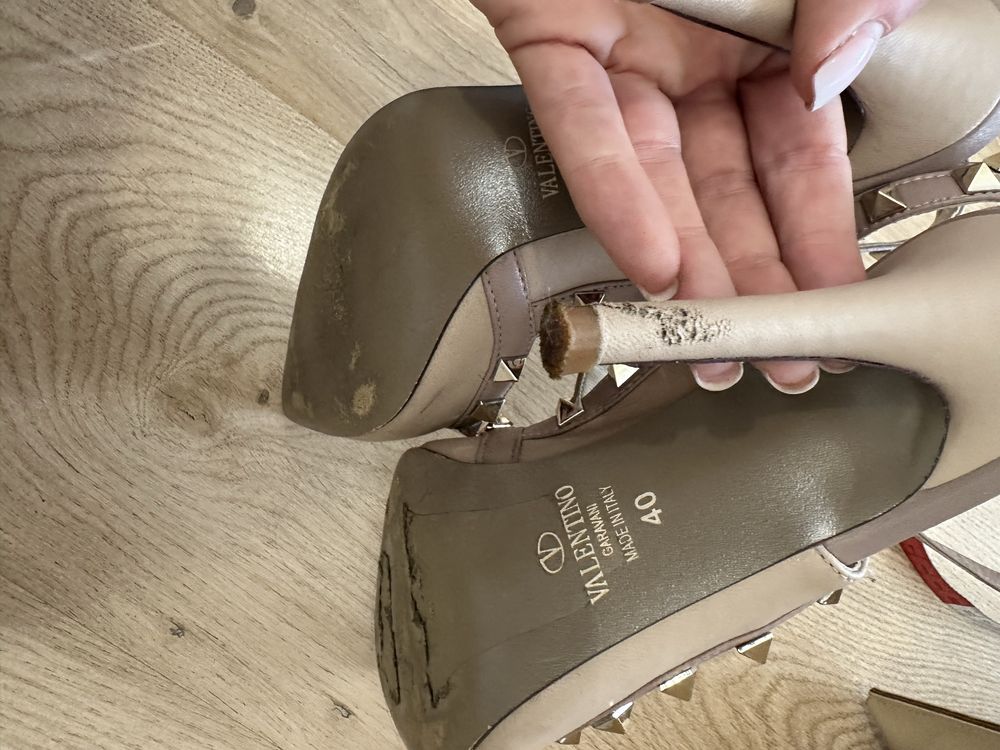 Buty na o casie valentino studs cwieki rozm 40