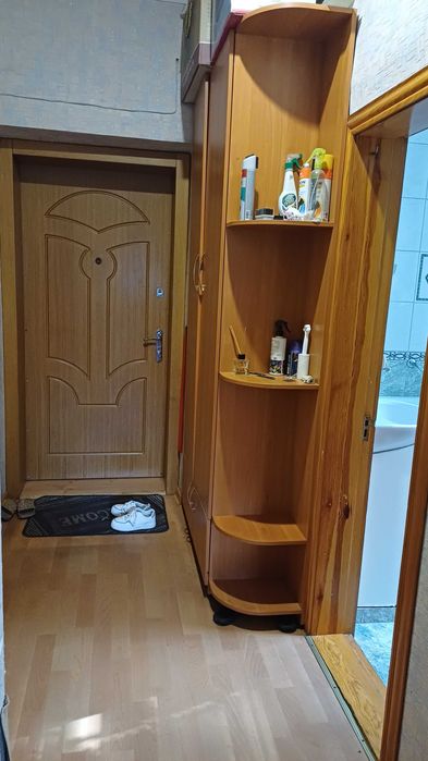 Здам кімнату (приміщення) з кухнею в довгострокову аренду