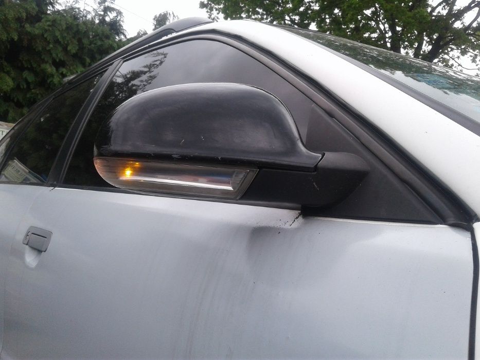 AUDI A4 B5 Lusterka z Kierunkowskazami Czarne Prawe Lewe Europa Elektr