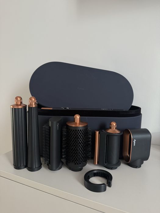 Dyson airwrap i.d ( Prussian Blue/Rich Copper)