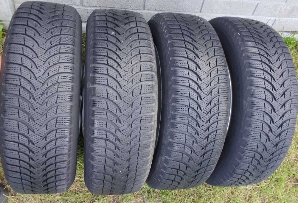 Super felgi aluminiowe DEZENT 15 cali 4x100 z oponami MICHELIN gratis