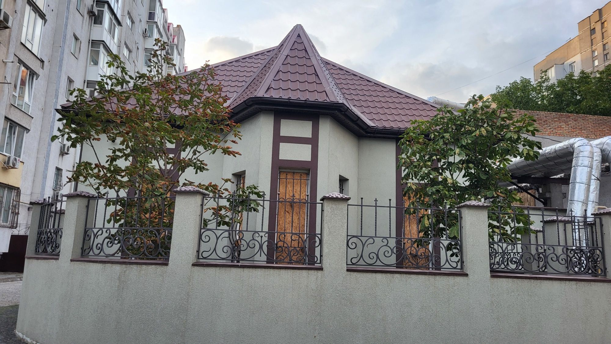 Продаю офісне приміщення на проспекті Миру