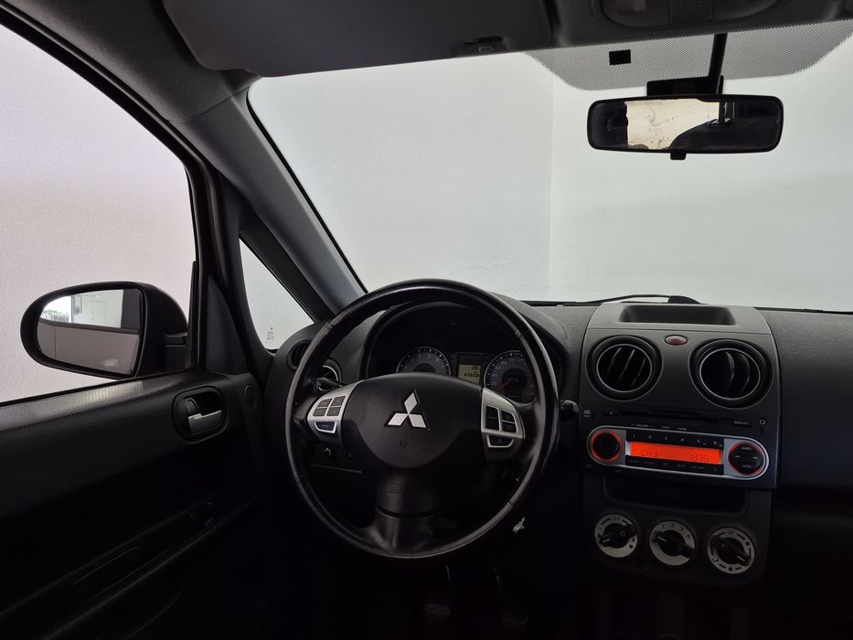 Mitsubishi Colt 1.3 - 60.000KMS | GARANTIA