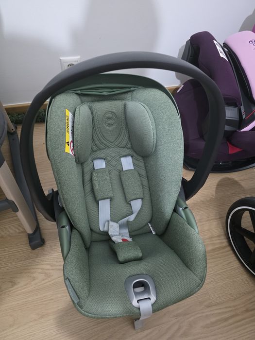 Cybex cloud t i-size plus leaf green