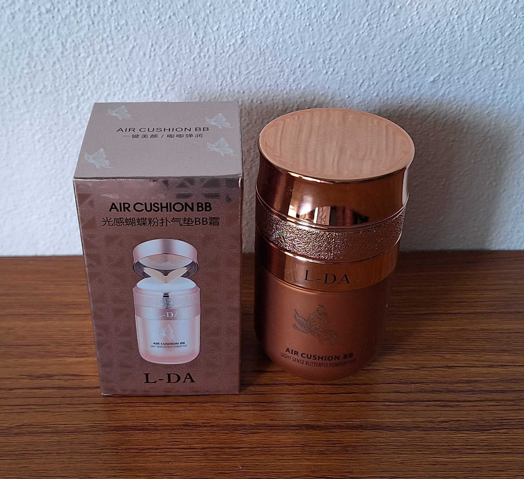 Creme com cor air Cushion