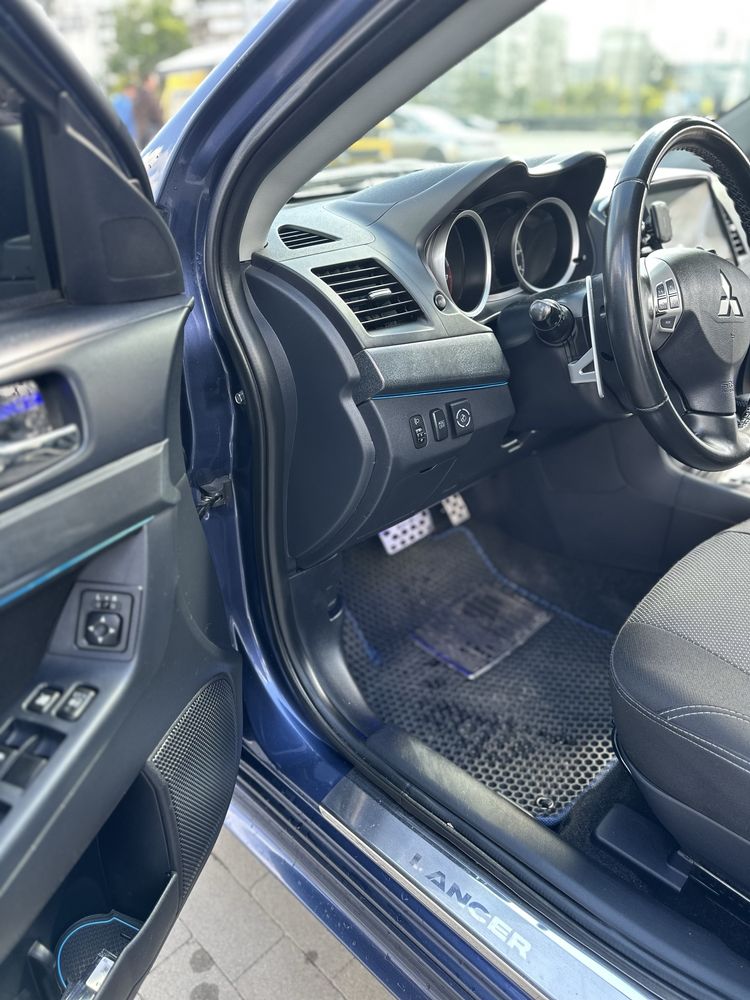 Mitsubishi Lancer х 2.0