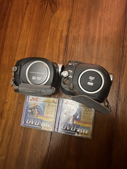 Sony i canon mini dvd camera