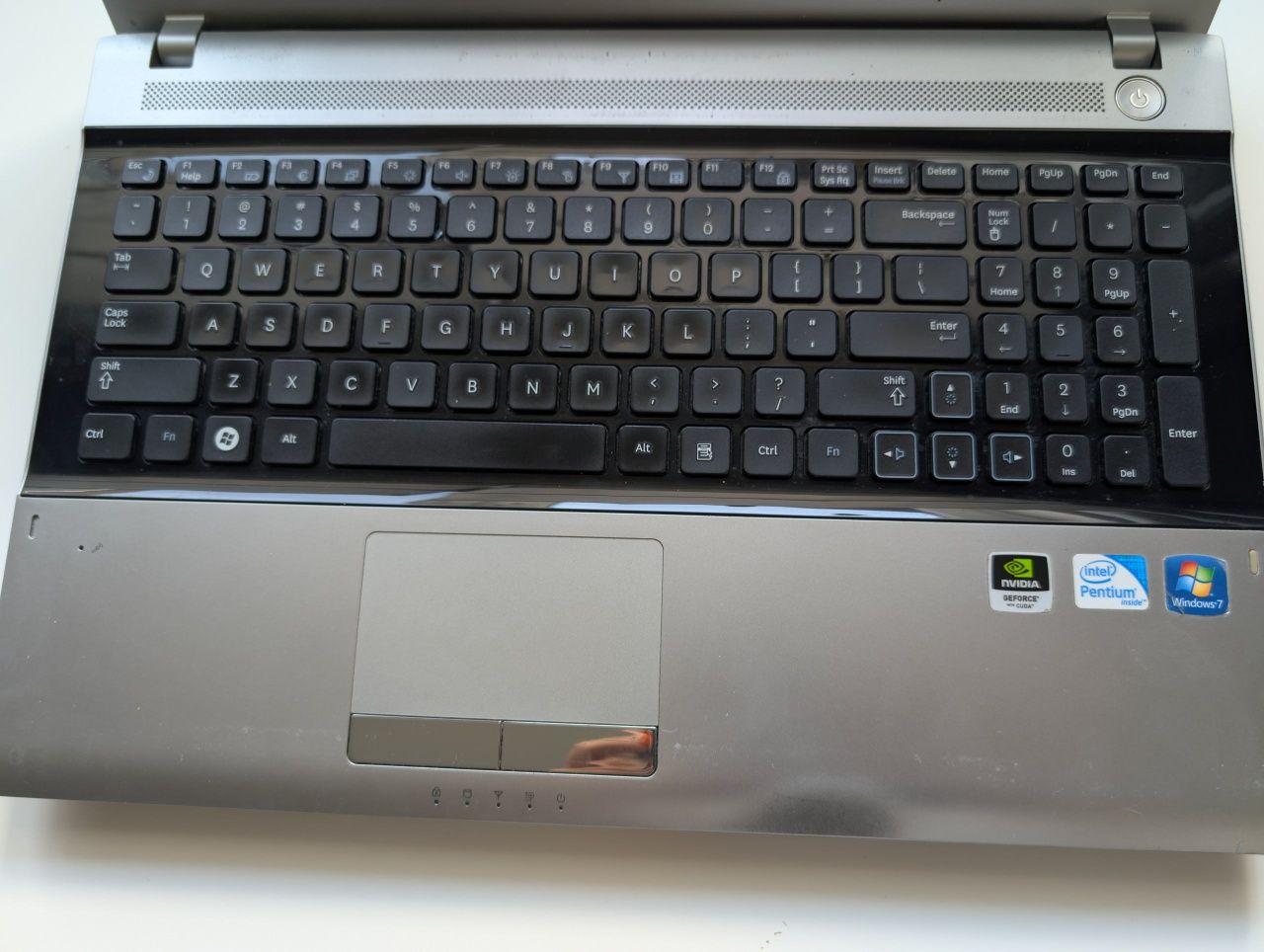Laptop Samsung rv511